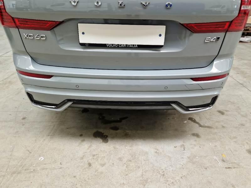 Volvo XC60 SUV B4 D AWD AUTOMATICO ULTIMATE DARK - foto 47