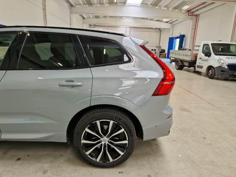 Volvo XC60 SUV B4 D AWD AUTOMATICO ULTIMATE DARK - foto 56