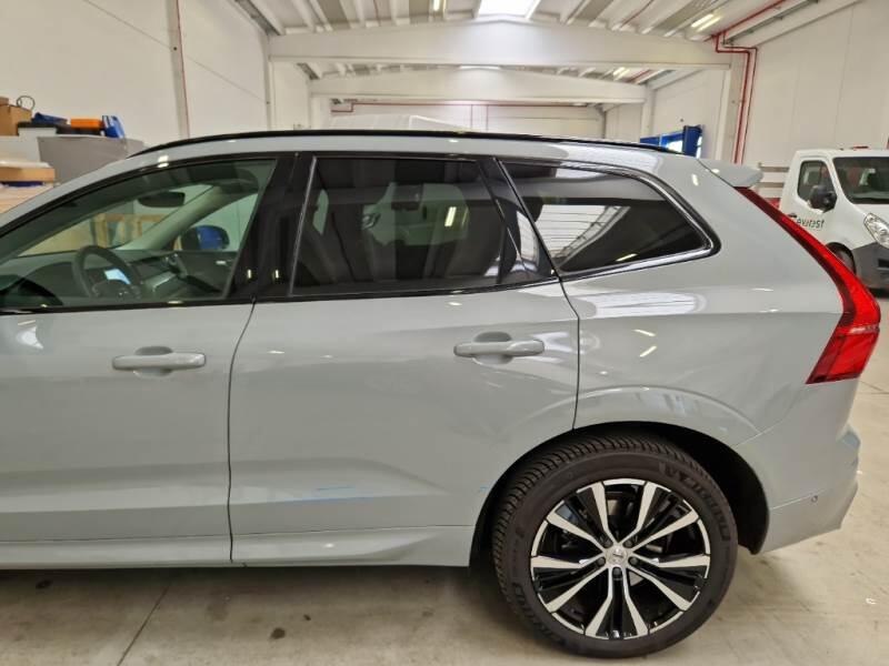 Volvo XC60 SUV B4 D AWD AUTOMATICO ULTIMATE DARK - foto 58