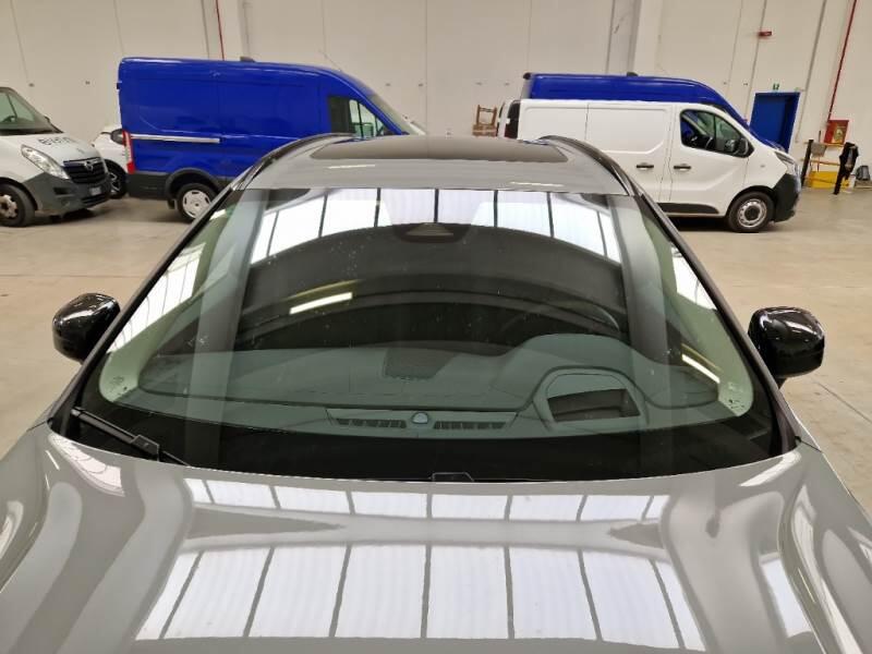 Volvo XC60 SUV B4 D AWD AUTOMATICO ULTIMATE DARK - foto 10