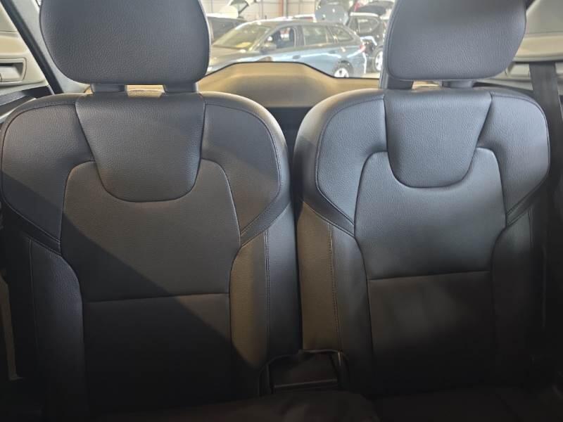 Volvo XC90 SUV T8 AWD PLUG-IN 7P R. INSCR. EXPR. - foto 17