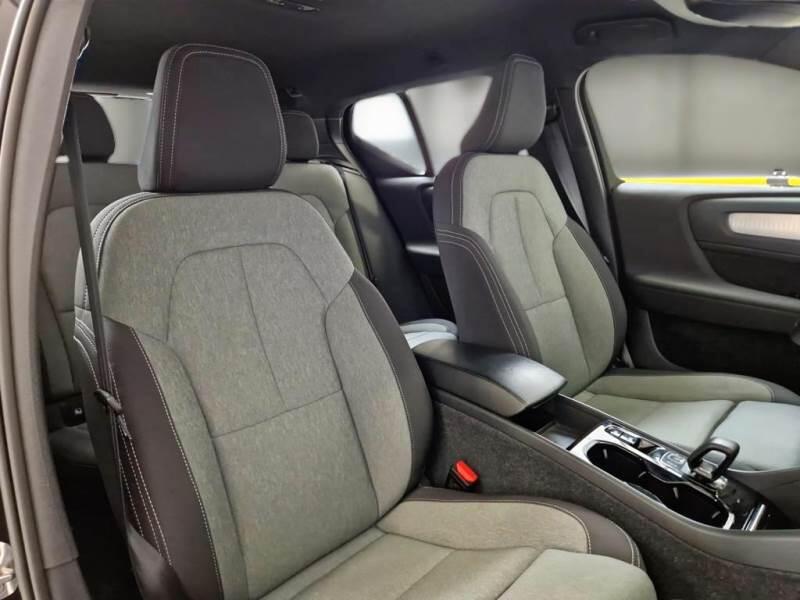 Volvo XC40 SUV T5 RECHARGE PLUG-IN AUTO PLUS BRIGHT - foto 13