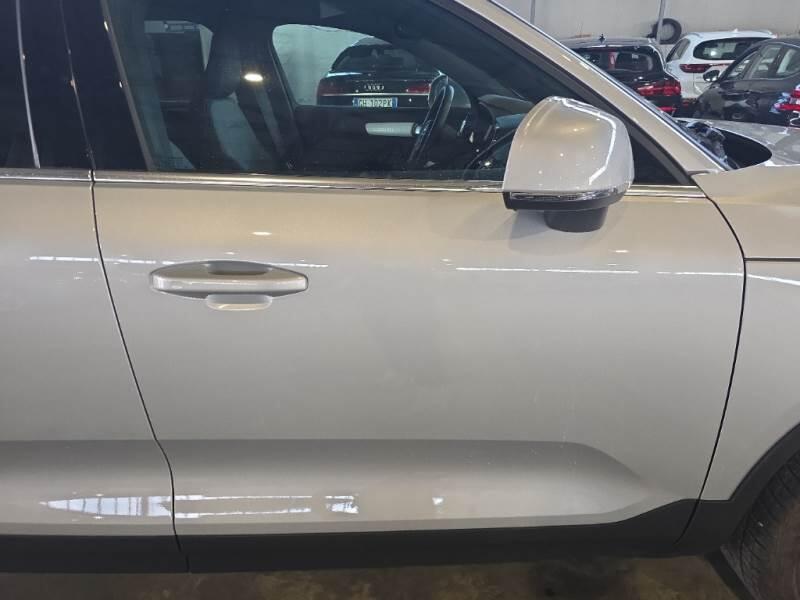 Volvo XC40 SUV T4 RECHARGE PLUG-IN AUTO CORE - foto 36