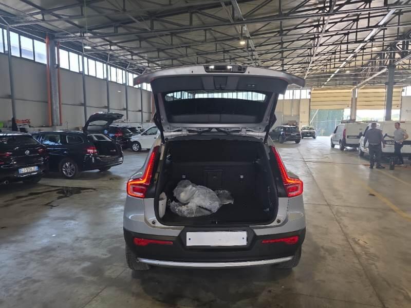 Volvo XC40 SUV T4 RECHARGE PLUG-IN AUTO CORE - foto 5