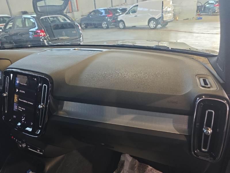 Volvo XC40 SUV T4 RECHARGE PLUG-IN AUTO CORE - foto 84