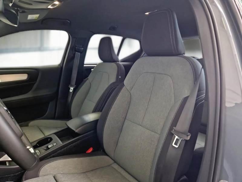 Volvo XC40 SUV T5 RECHARGE PLUG-IN AUTO CORE - foto 11
