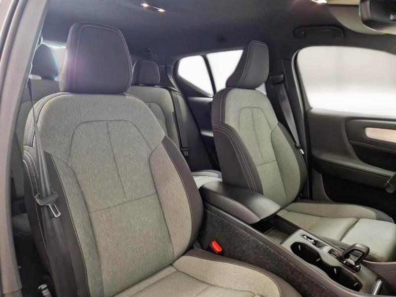 Volvo XC40 SUV T5 RECHARGE PLUG-IN AUTO CORE - foto 13