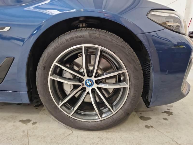 BMW Serie 5 BERLINA 530E M SPORT AUTO - foto 17