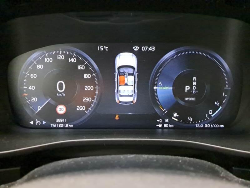 Volvo XC40 SUV T4 PLUG-IN HYBRID AUTO RECHARGE INSCR. - foto 4