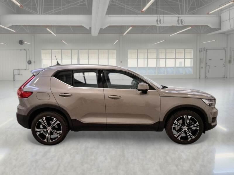 Volvo XC40 SUV T4 PLUG-IN HYBRID AUTO RECHARGE INSCR. - foto 7