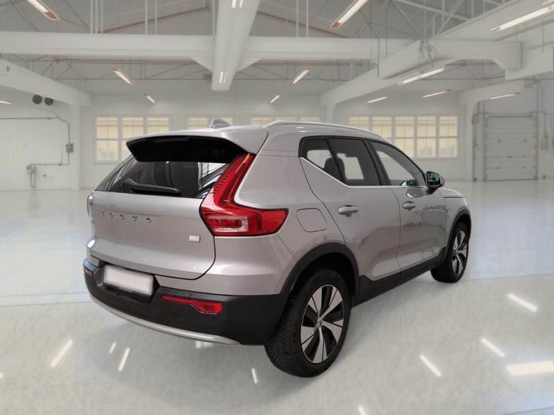 Volvo XC40 SUV T4 RECHARGE PLUG-IN AUTO CORE - foto 2