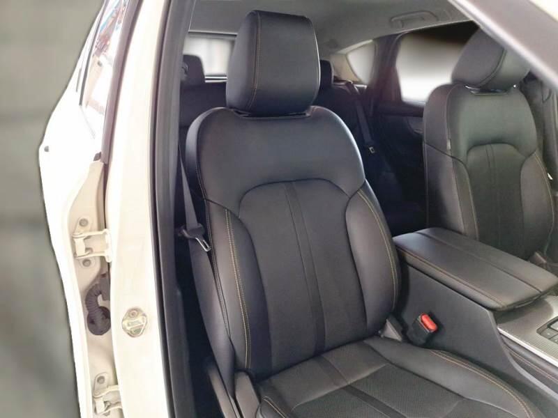 Mazda CX-60 SUV 2.5L E-SKYACTIV PHEV HOMURA AWD AUTO - foto 12