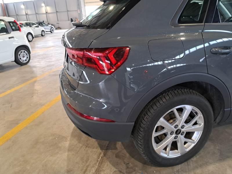 Audi Q3 SUV 45 TFSI E S TRONIC BUSINESS - foto 37
