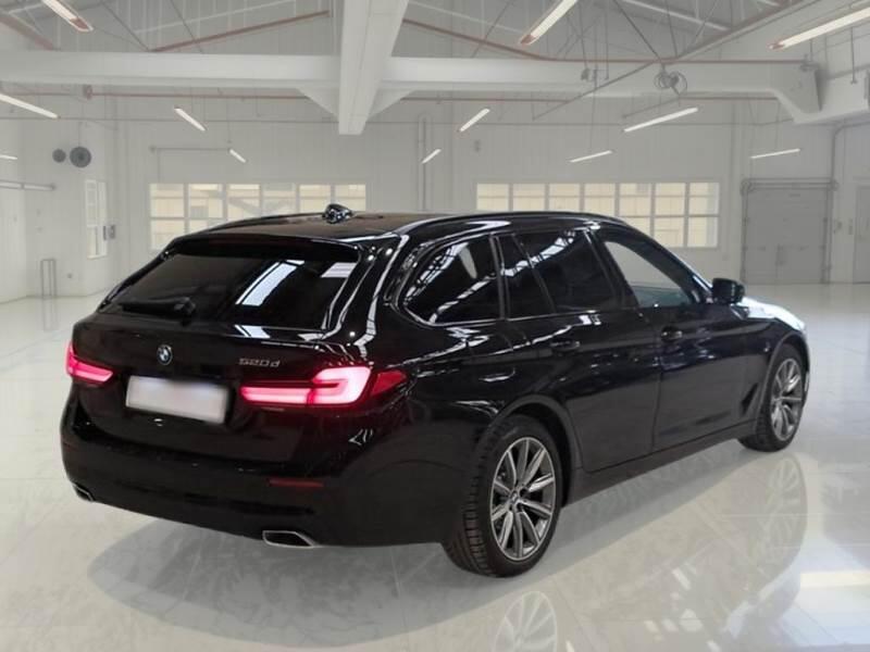 BMW Serie 5 STATION WAGON 520D AUT BUSINESS MH48V TOURING - foto 2