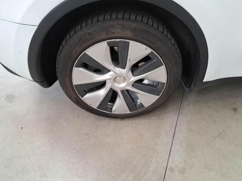 Tesla Model Y SUV 75 KWH DUAL MOTOR LONG RANGE 4WD AUT. - foto 18