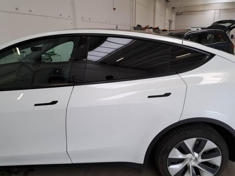 Tesla Model Y SUV 75 KWH DUAL MOTOR LONG RANGE 4WD AUT. - foto 44