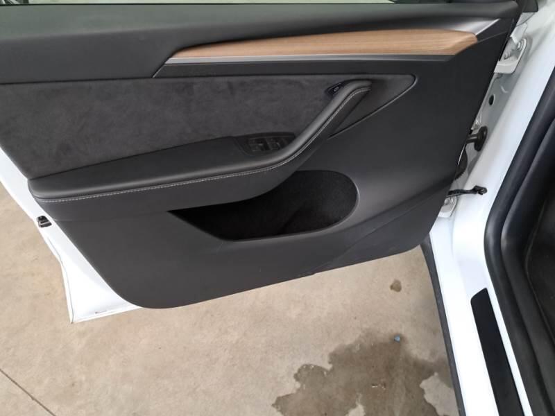 Tesla Model Y SUV 75 KWH DUAL MOTOR LONG RANGE 4WD AUT. - foto 63