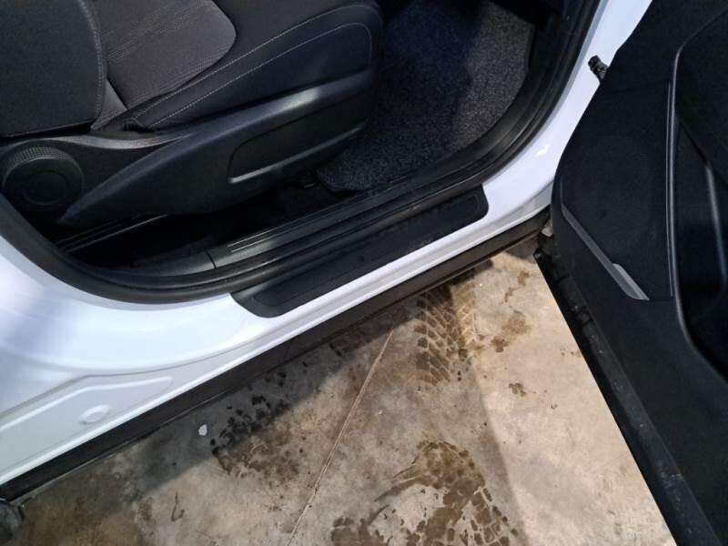 Kia Sportage SUV 1.6 TGDI HEV STYLE 2WD AUTO - foto 114