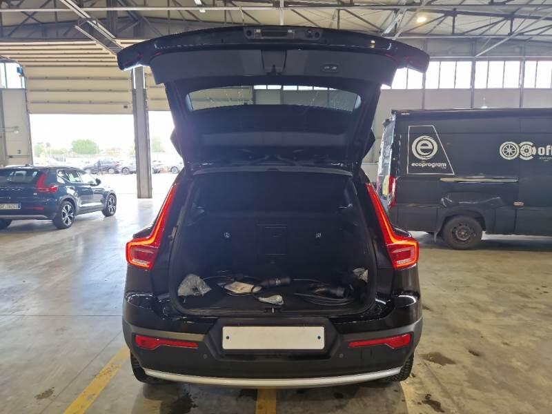 Volvo XC40 SUV T4 RECHARGE PLUG-IN AUTO CORE - foto 5