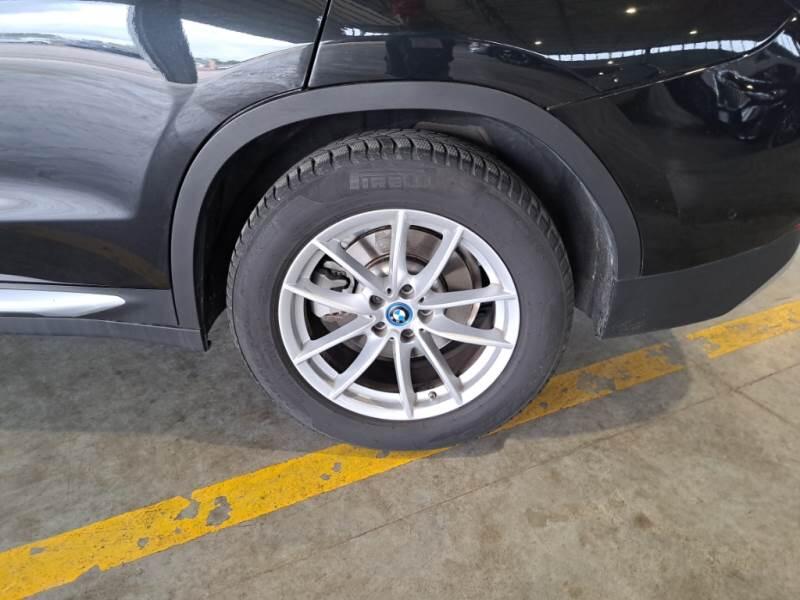 BMW X3 SUV XDRIVE 30E - foto 44