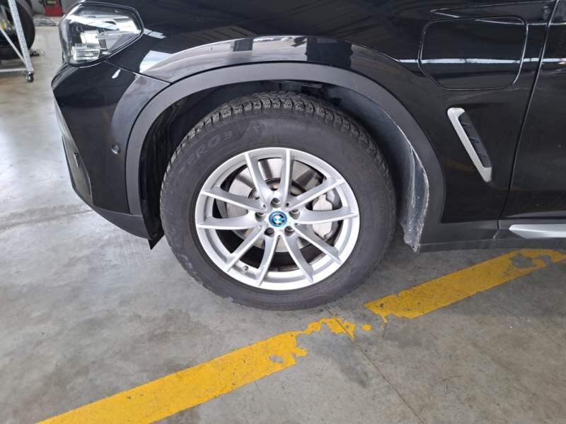 BMW X3 SUV XDRIVE 30E - foto 46