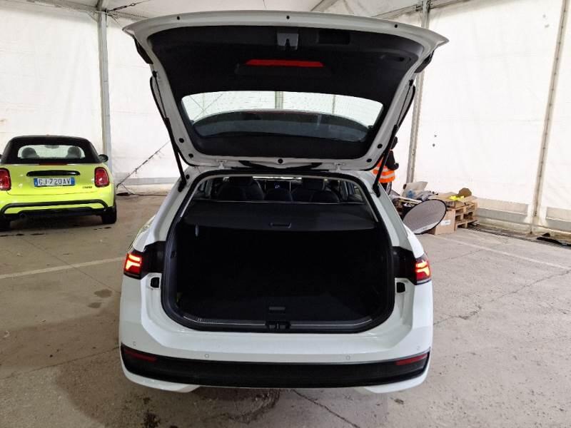Volkswagen Passat Variant STATION WAGON 2.0 TDI SCR EVO 90KW PASSAT DSG - foto 5