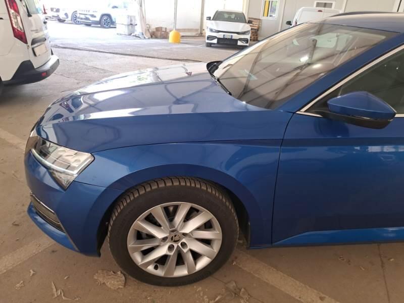 Skoda Superb STATION WAGON 1.4 TSI PLUG-IN HYBRYD EXECUTIVE DSG - foto 46