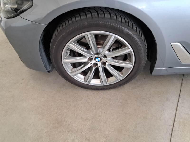 BMW Serie 5 STATION WAGON 518D BUSINESS TOURING - foto 17