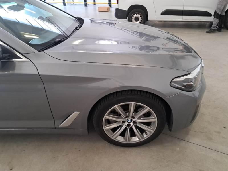 BMW Serie 5 STATION WAGON 518D BUSINESS TOURING - foto 30