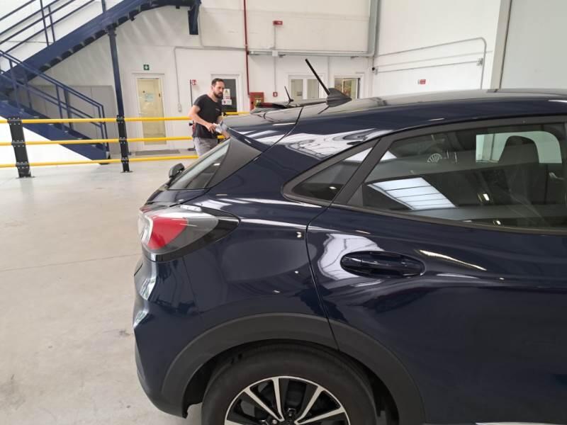 Ford Puma SUV 1.0 ECOBOOST HYBRID 125CV TITANIUM - foto 32