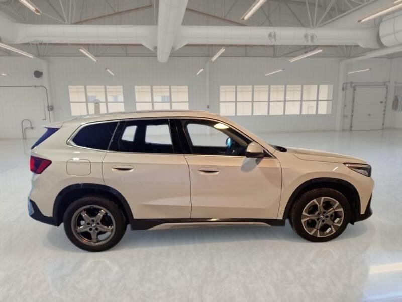 BMW X1 SUV SDRIVE 18D DCT - foto 7