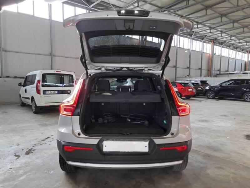 Volvo XC40 SUV T4 RECHARGE PLUG-IN AUTO CORE - foto 5