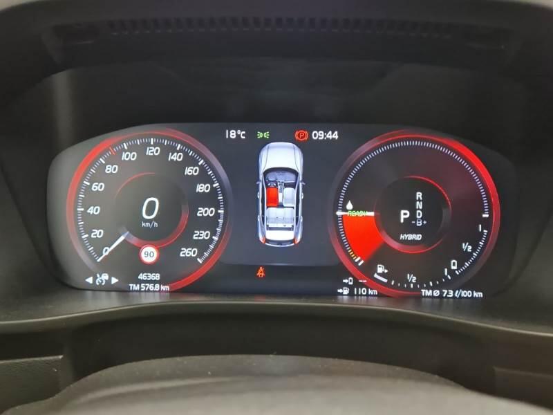 Volvo XC40 SUV T5 RECHARGE PLUG-IN AUTO CORE - foto 4