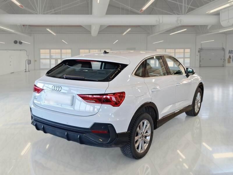 Audi Q3 SUV 45 TFSI E S TRONIC BUSINESS PLUS - foto 2