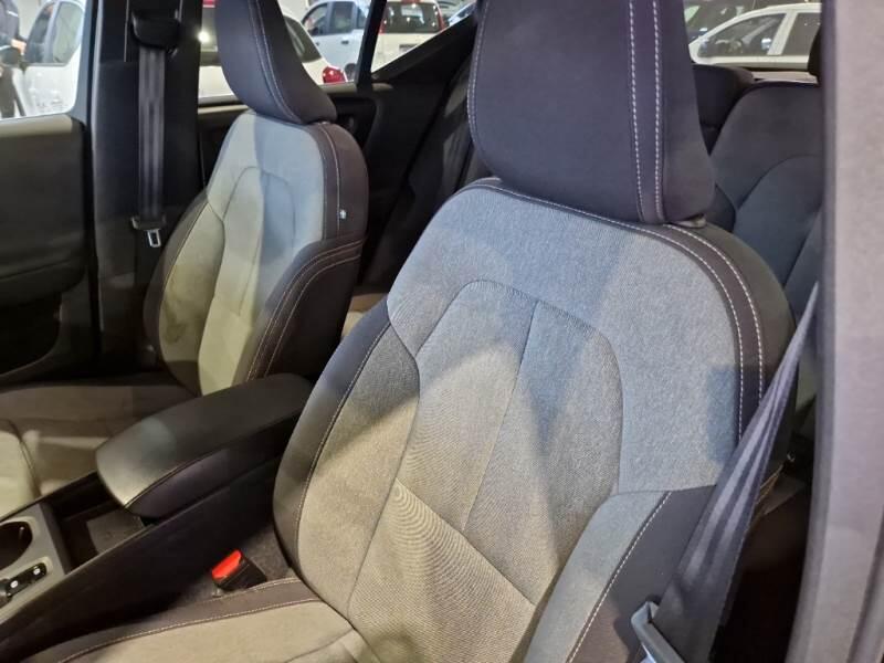 Volvo XC40 SUV T4 RECHARGE PLUG-IN AUTO CORE - foto 11