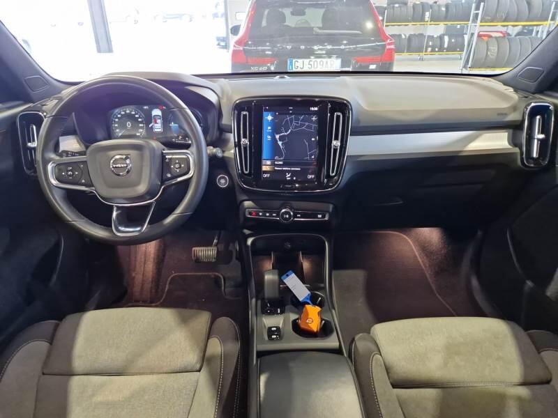 Volvo XC40 SUV T4 RECHARGE PLUG-IN AUTO CORE - foto 3