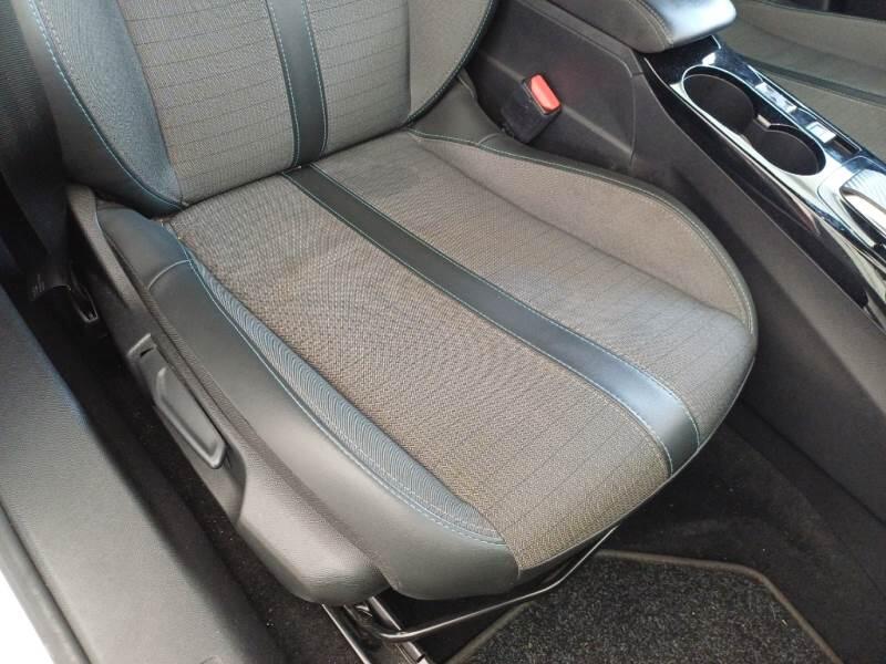 Peugeot P1 CROSSOVER BLUEHDI 130 EAT8 ALLURE PACK SS AUT. - foto 14