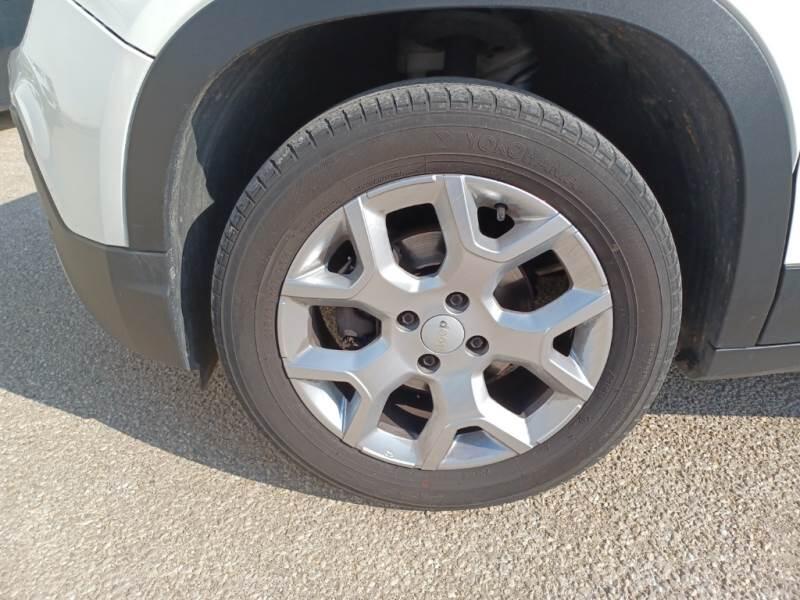 Jeep Avenger SUV 1.2 TURBO ALTITUDE - foto 18