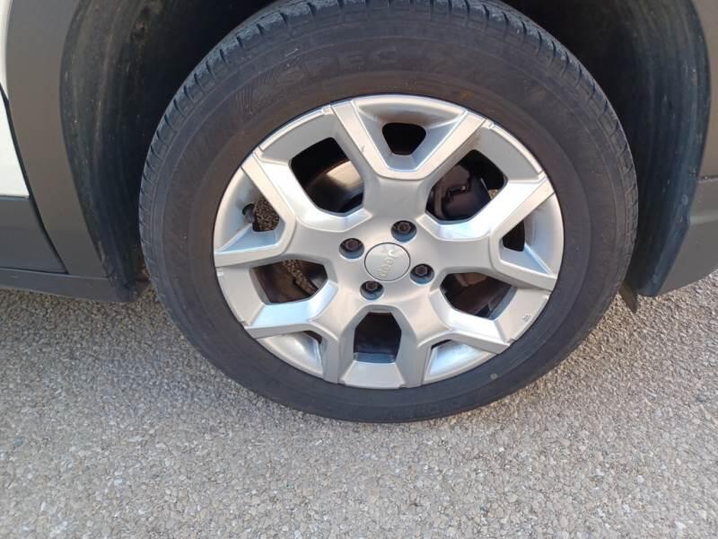 Jeep Avenger SUV 1.2 TURBO ALTITUDE - foto 47