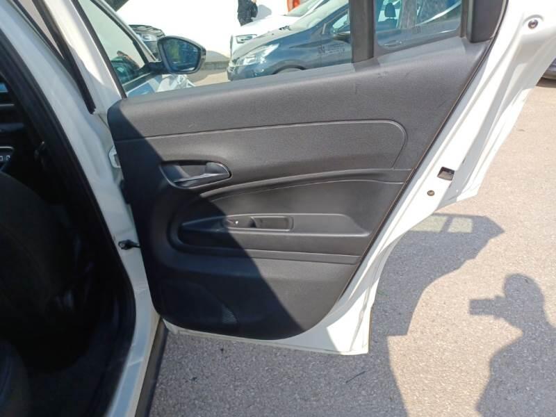 Jeep Avenger SUV 1.2 TURBO ALTITUDE - foto 67
