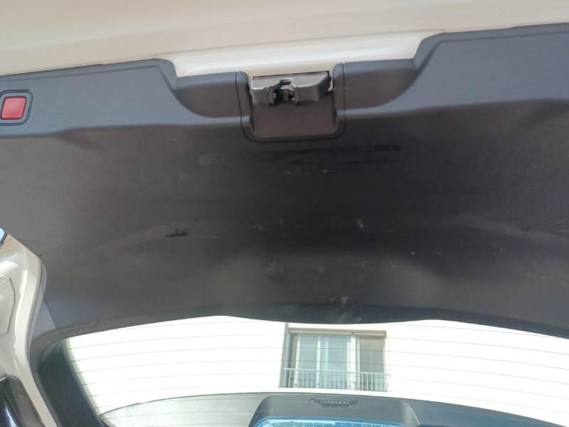Jeep Avenger SUV 1.2 TURBO ALTITUDE - foto 75