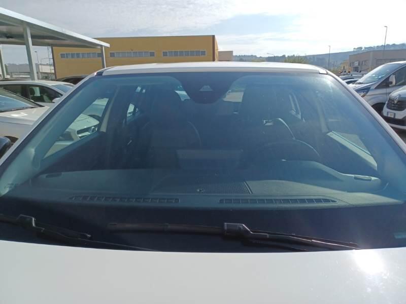 Jeep Avenger SUV 1.2 TURBO ALTITUDE - foto 10