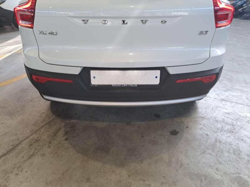 Volvo XC40 SUV B3 AUTOMATICO CORE - foto 37