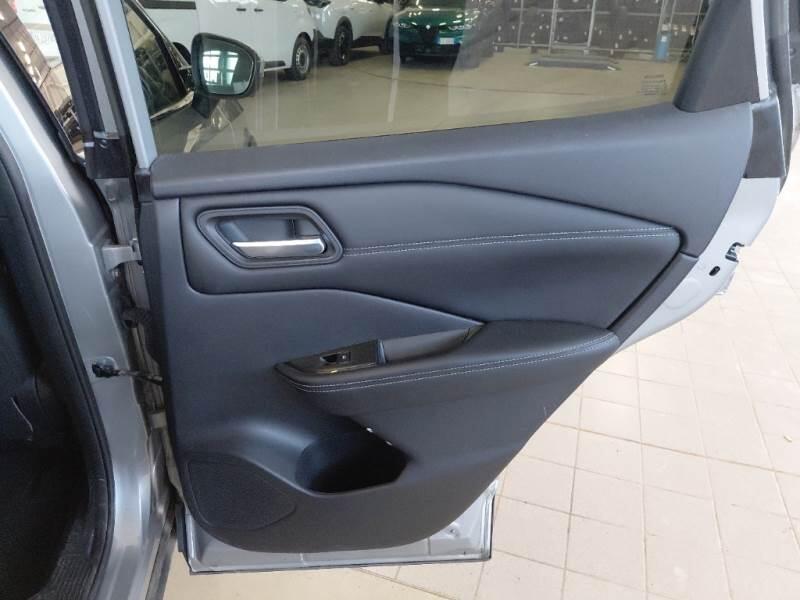 Nissan Qashqai CROSSOVER 1.3 MHEV 158 N-CONNECTA XTRONIC - foto 68