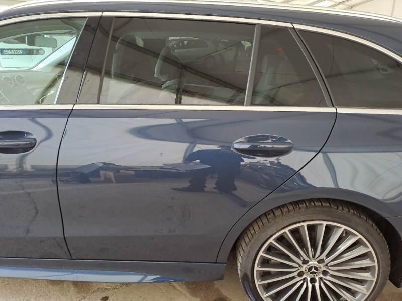 Mercedes C-Klasse-Kombi STATION WAGON 220D MILD HYBRID 4MATIC PREMIUM AUTO SW - foto 47