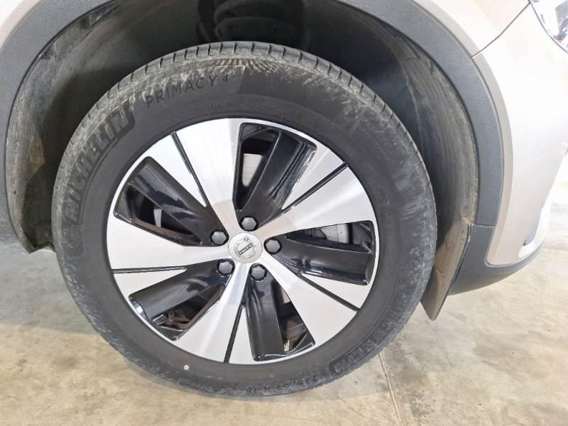Volvo XC40 SUV T5 RECHARGE PLUG-IN AUTO CORE - foto 17