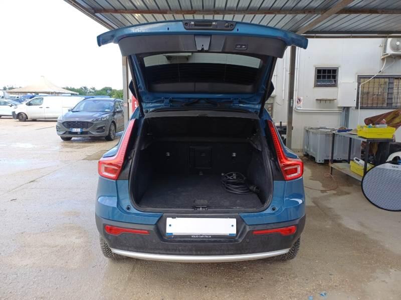 Volvo XC40 SUV T4 RECHARGE PLUG-IN AUTO CORE - foto 5