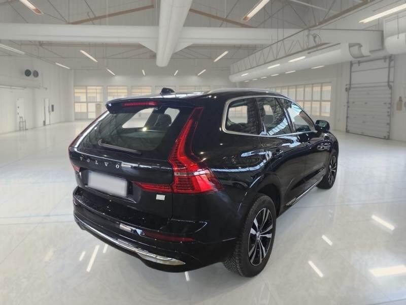 Volvo XC60 SUV T6 PLUG-IN AWD AUTO CORE - foto 2