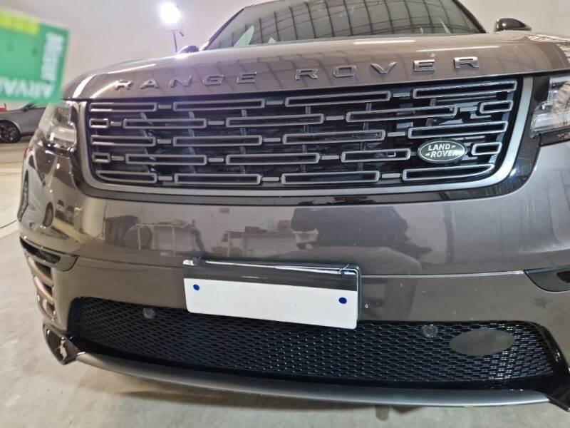 Land Rover Range Rover Velar SUV 2.0 I4 PHEV 404 R-DYNAMIC SE 4WD AUTO - foto 27