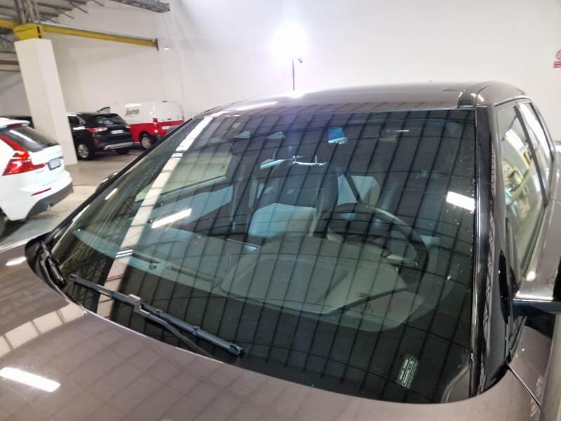 Land Rover Range Rover Velar SUV 2.0 I4 PHEV 404 R-DYNAMIC SE 4WD AUTO - foto 10